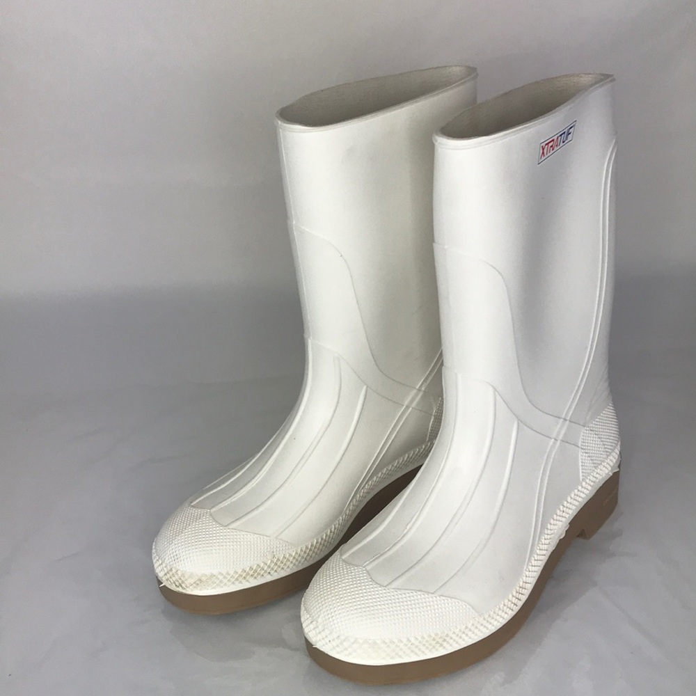 Xtratuf boots